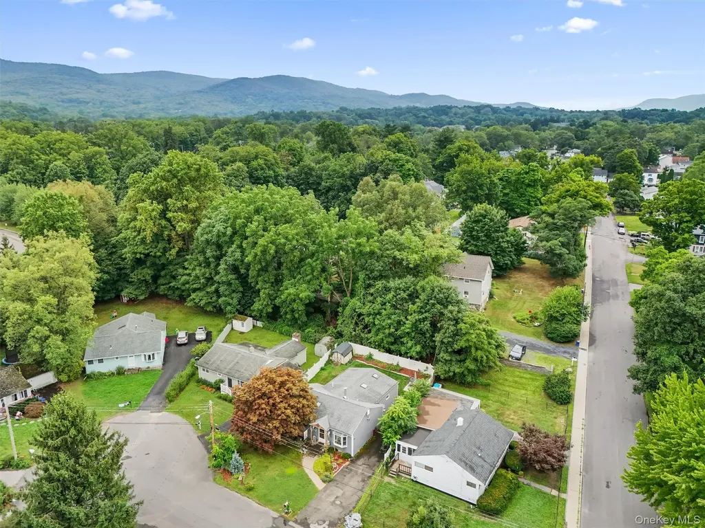 17 Perry Road Cornwall NY 12518