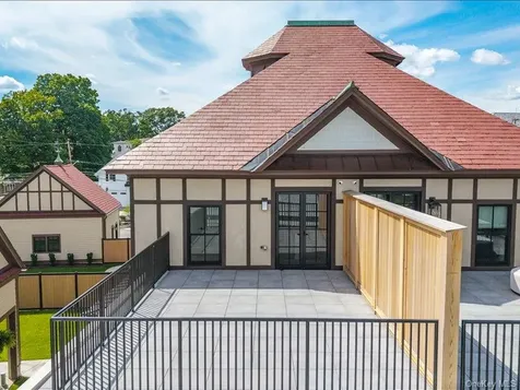 122 Regent Street Call Listing Agent NY 12866