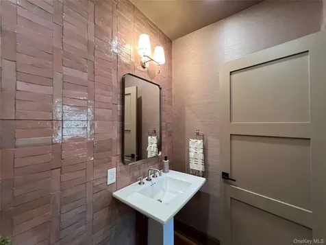122 Regent Street Call Listing Agent NY 12866