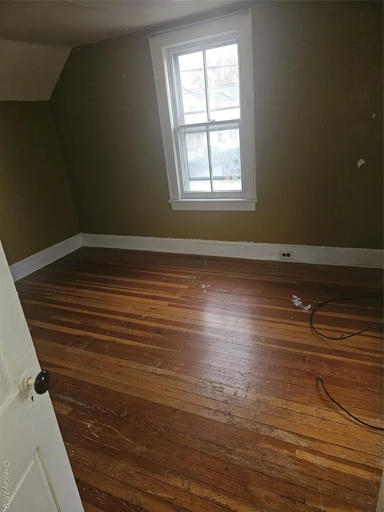 45 Arnold Avenue West Babylon NY 11704