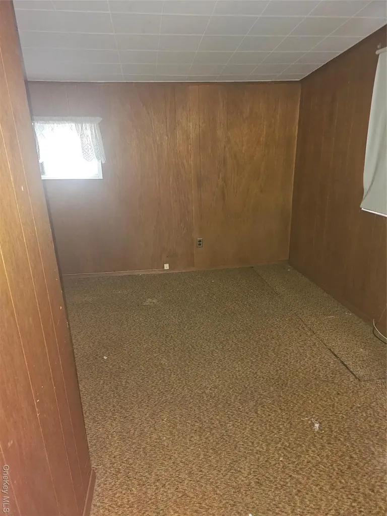 45 Arnold Avenue West Babylon NY 11704