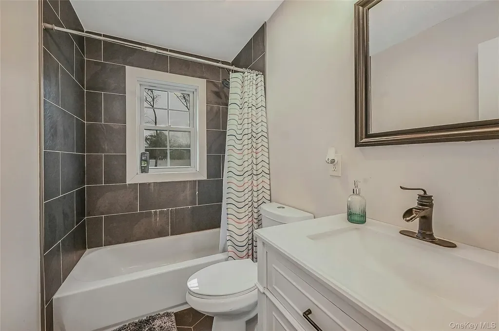 458 Lockwood Drive Shirley NY 11967