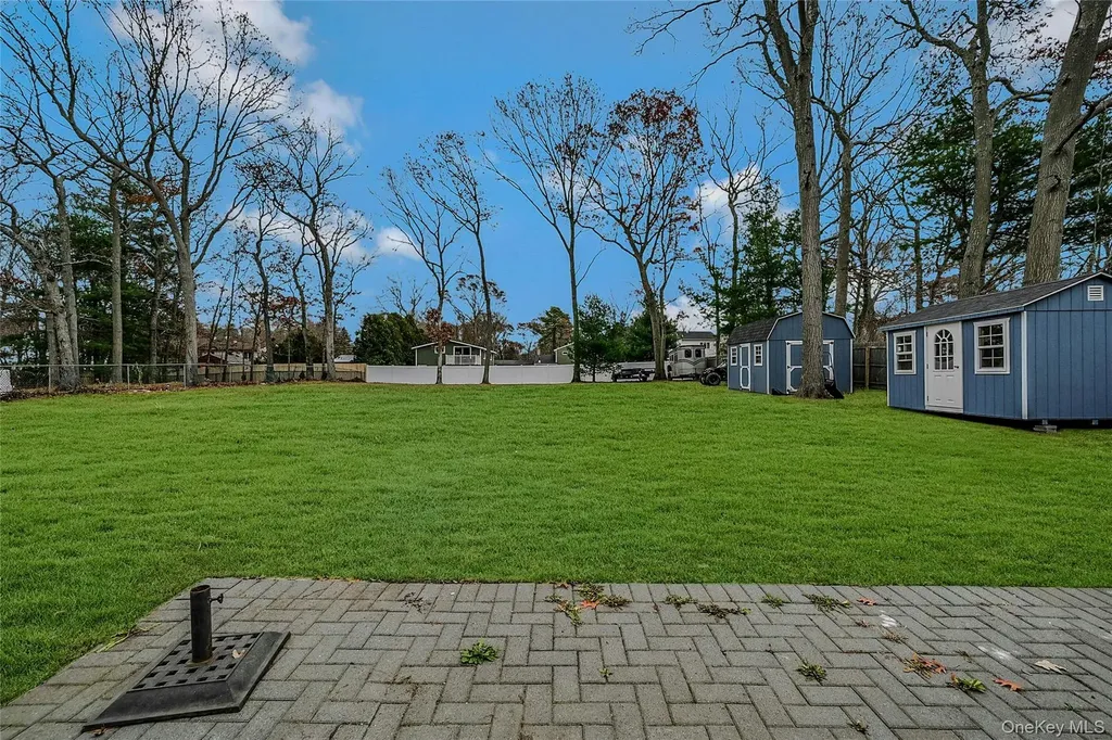 458 Lockwood Drive Shirley NY 11967