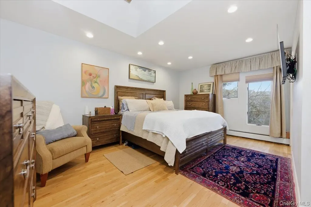 31 Regent Drive Lido Beach NY 11561