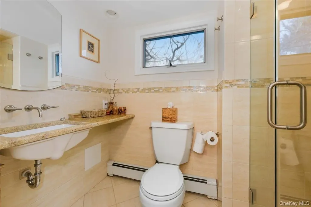 31 Regent Drive Lido Beach NY 11561