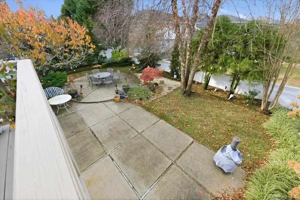 31 Regent Drive Lido Beach NY 11561
