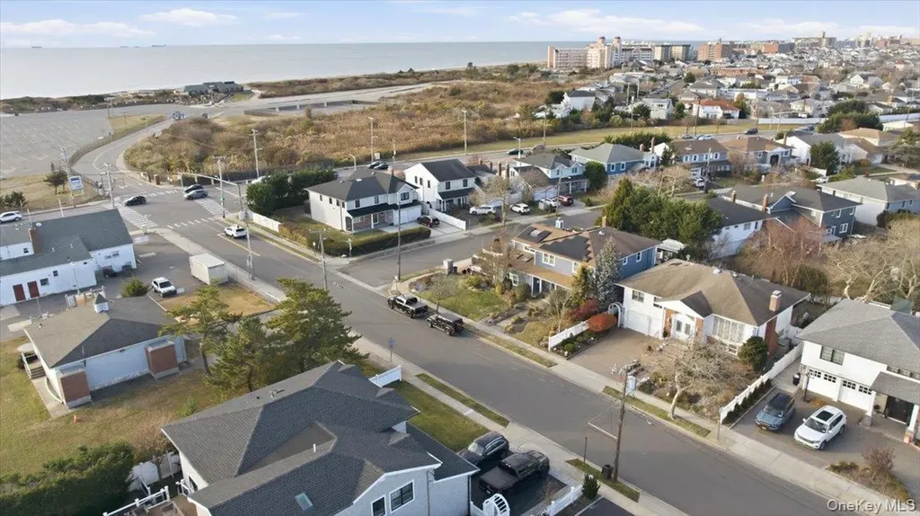 31 Regent Drive Lido Beach NY 11561
