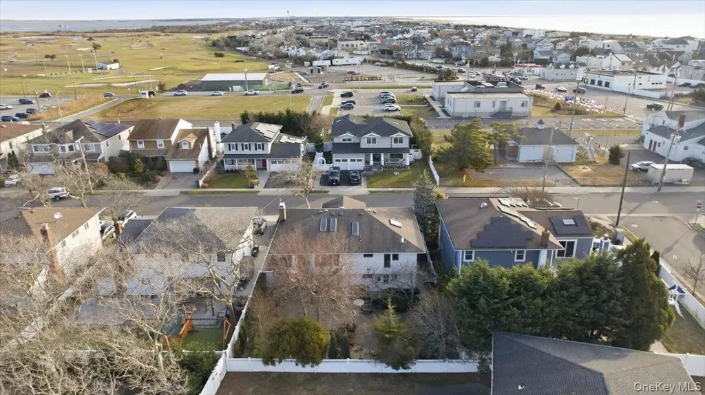 31 Regent Drive Lido Beach NY 11561