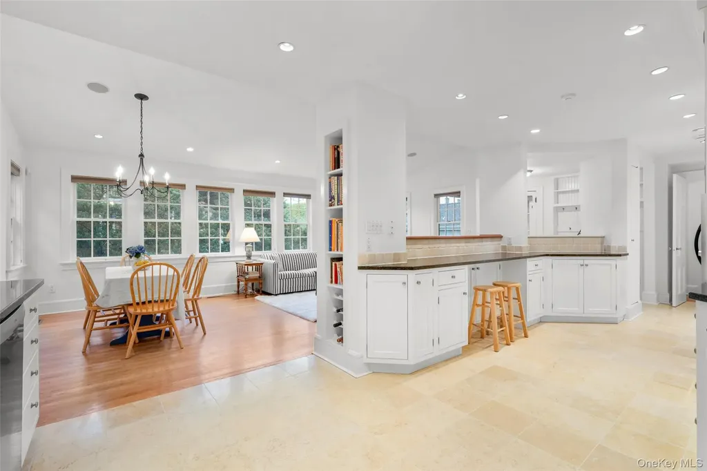 27 Oak Avenue Larchmont NY 10538