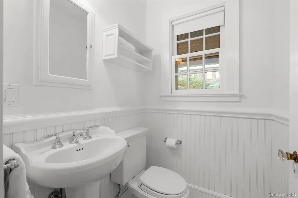 27 Oak Avenue Larchmont NY 10538