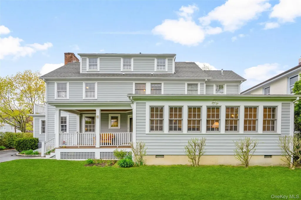 27 Oak Avenue Larchmont NY 10538