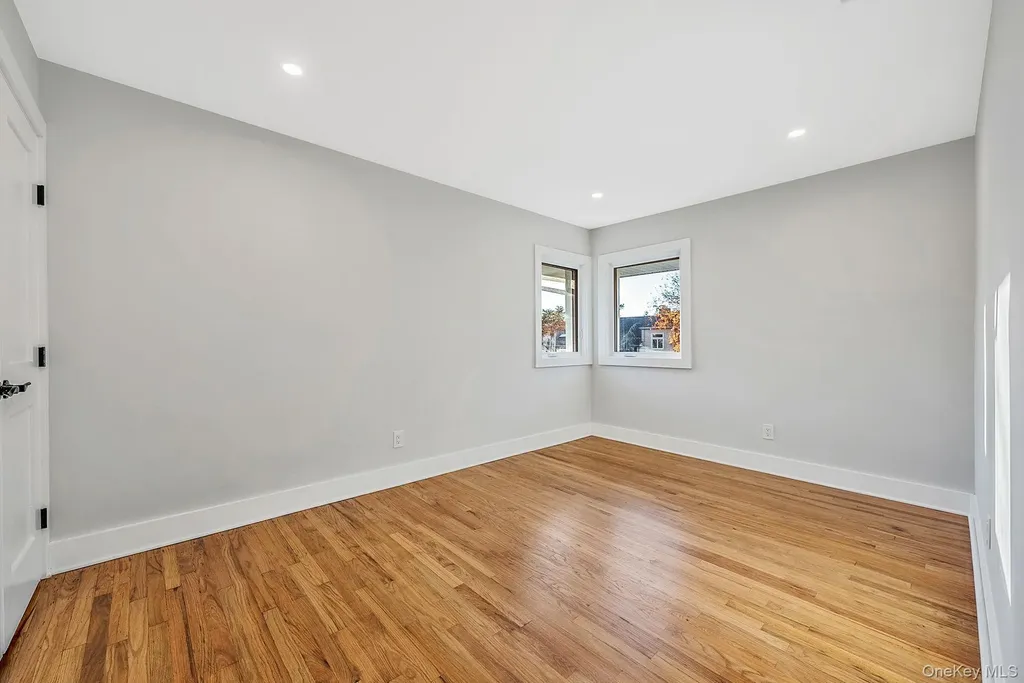 64 Hedgerow Lane Jericho NY 11753