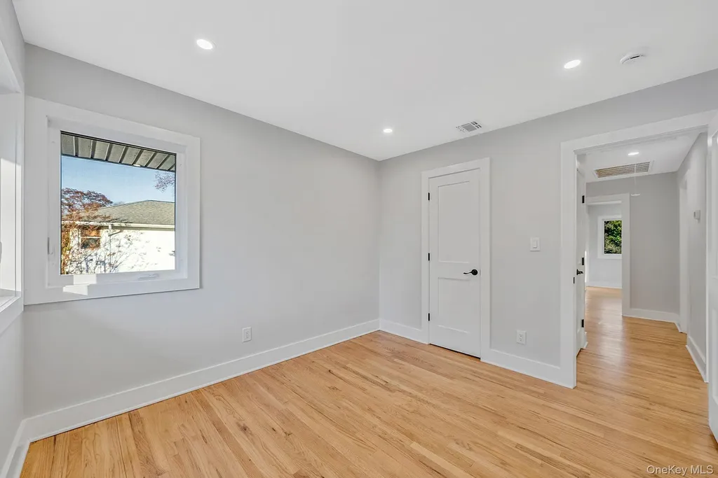 64 Hedgerow Lane Jericho NY 11753