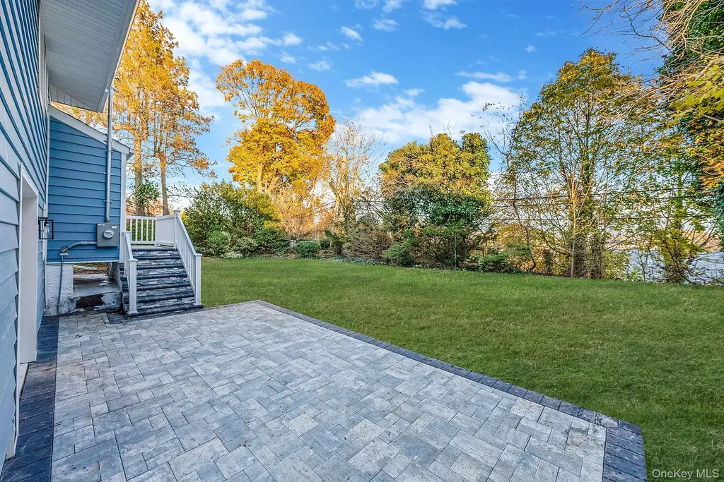 64 Hedgerow Lane Jericho NY 11753