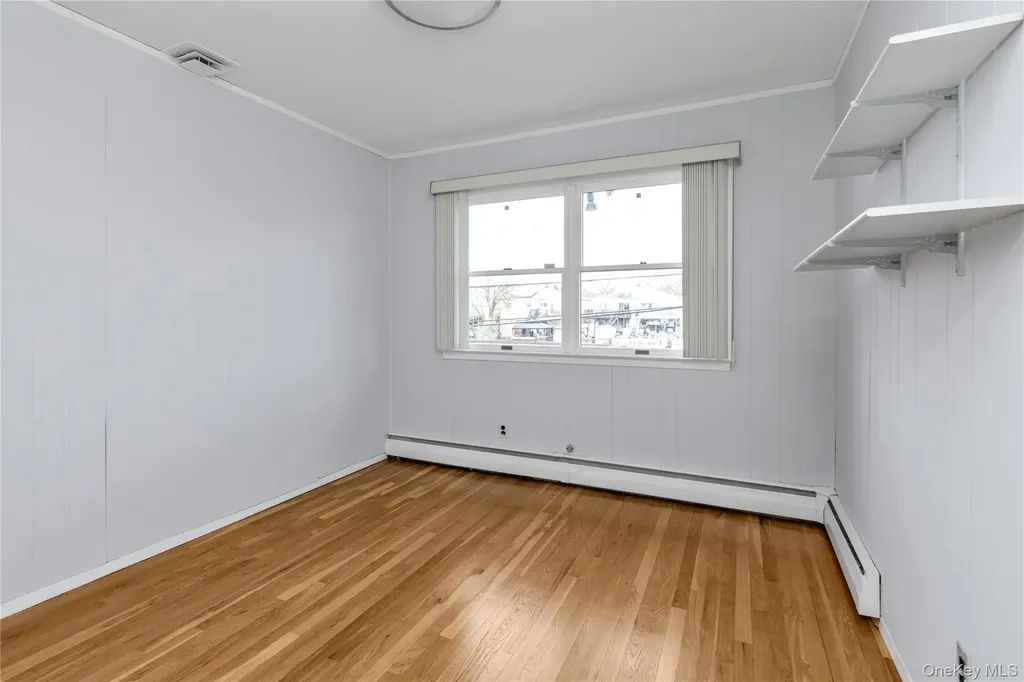681 Flanders Drive North Woodmere NY 11581