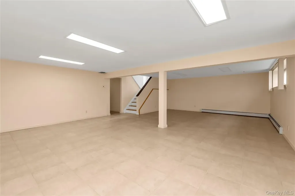 681 Flanders Drive North Woodmere NY 11581