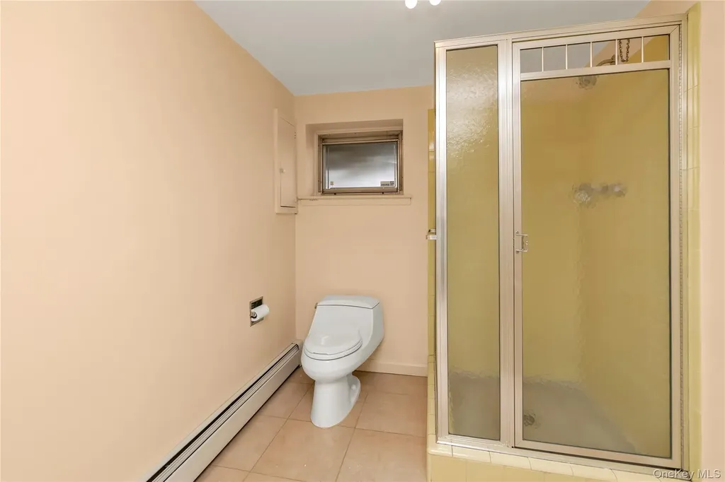 681 Flanders Drive North Woodmere NY 11581