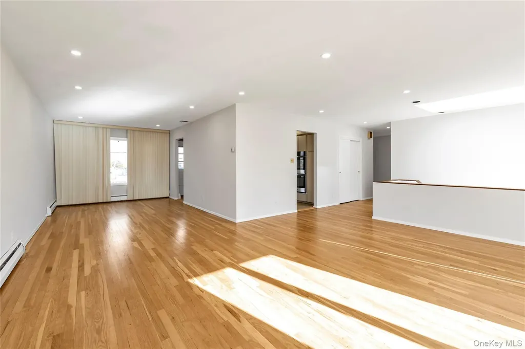 681 Flanders Drive North Woodmere NY 11581