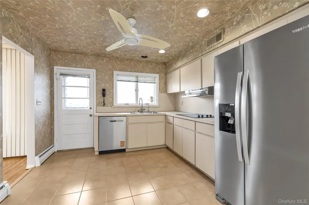 681 Flanders Drive North Woodmere NY 11581