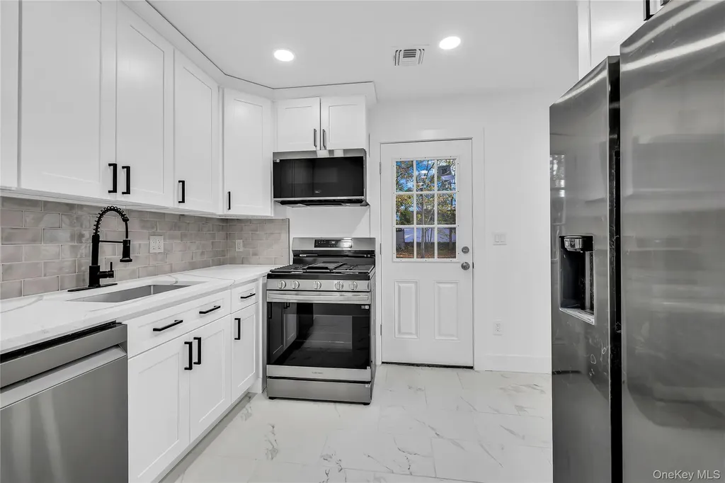 9 Lewis Street Riverhead NY 11901