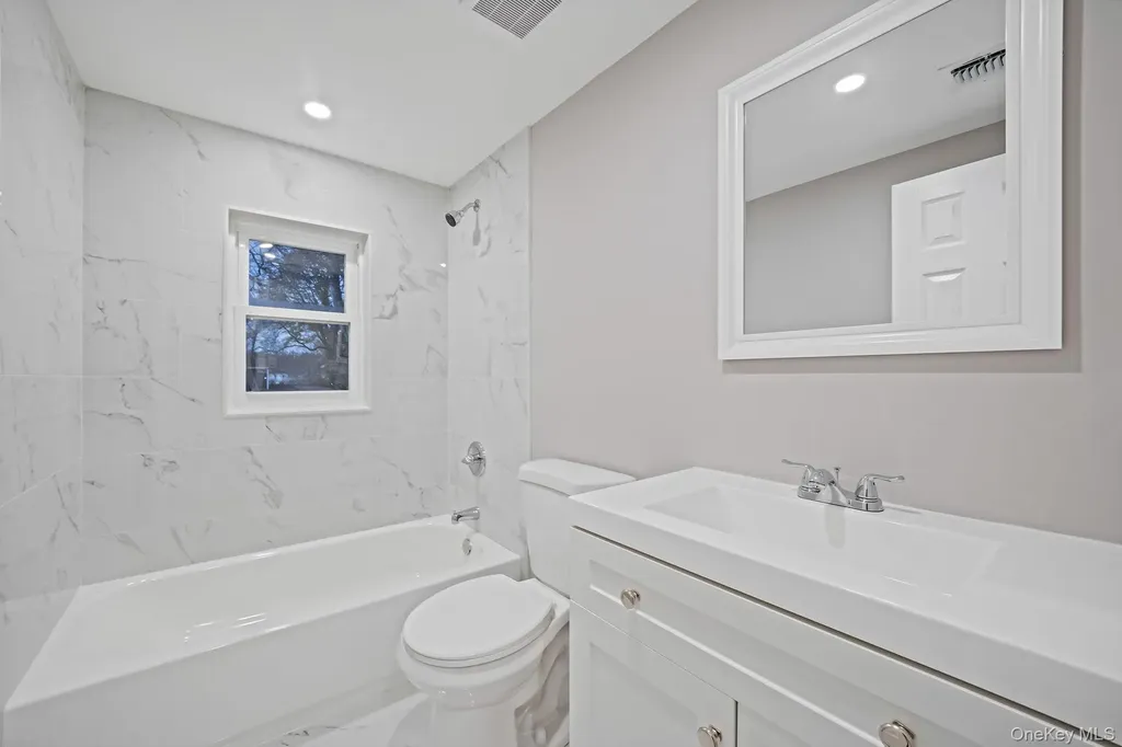 34 Hilliard Avenue Central Islip NY 11722