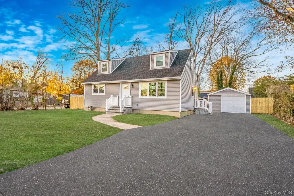 34 Hilliard Avenue Central Islip NY 11722