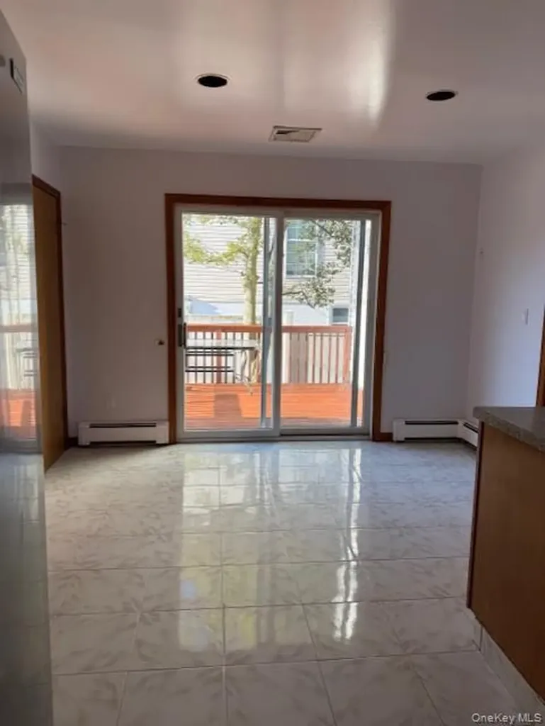 60 Cloverdale Avenue White Plains NY 10603