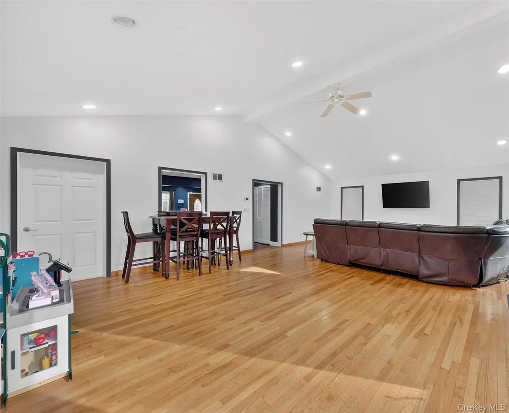 10 Meier Road Poughkeepsie NY 12603