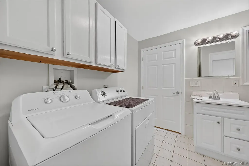 10 Meier Road Poughkeepsie NY 12603