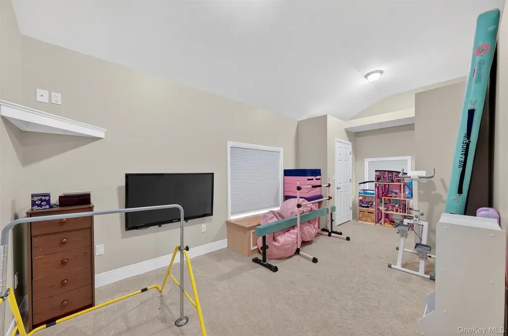 10 Meier Road Poughkeepsie NY 12603