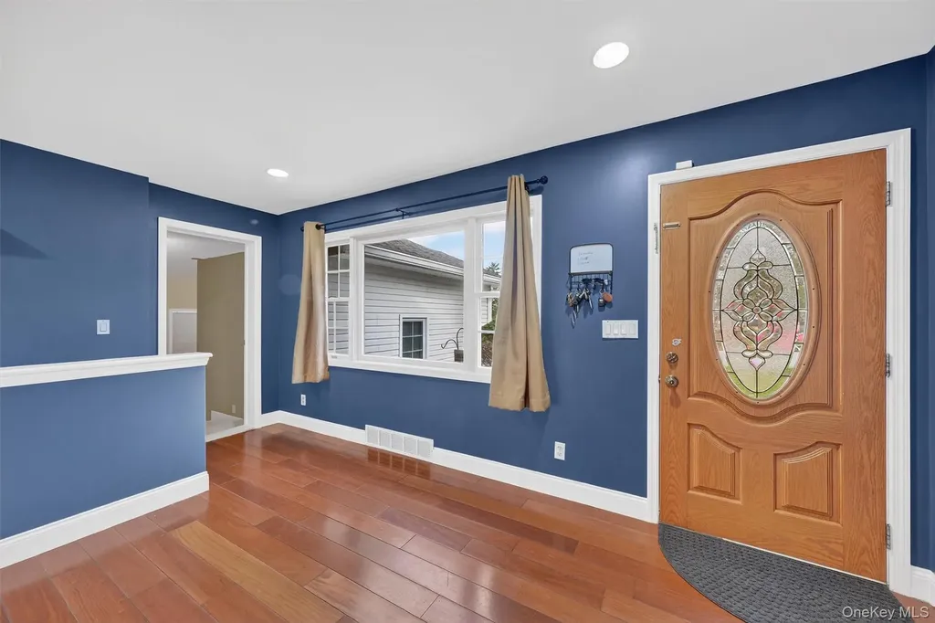 10 Meier Road Poughkeepsie NY 12603