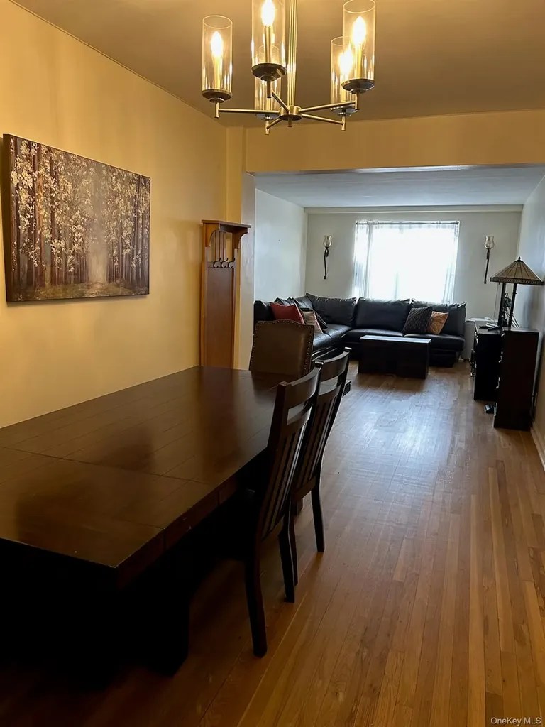 2080 Barnes Avenue Bronx NY 10462