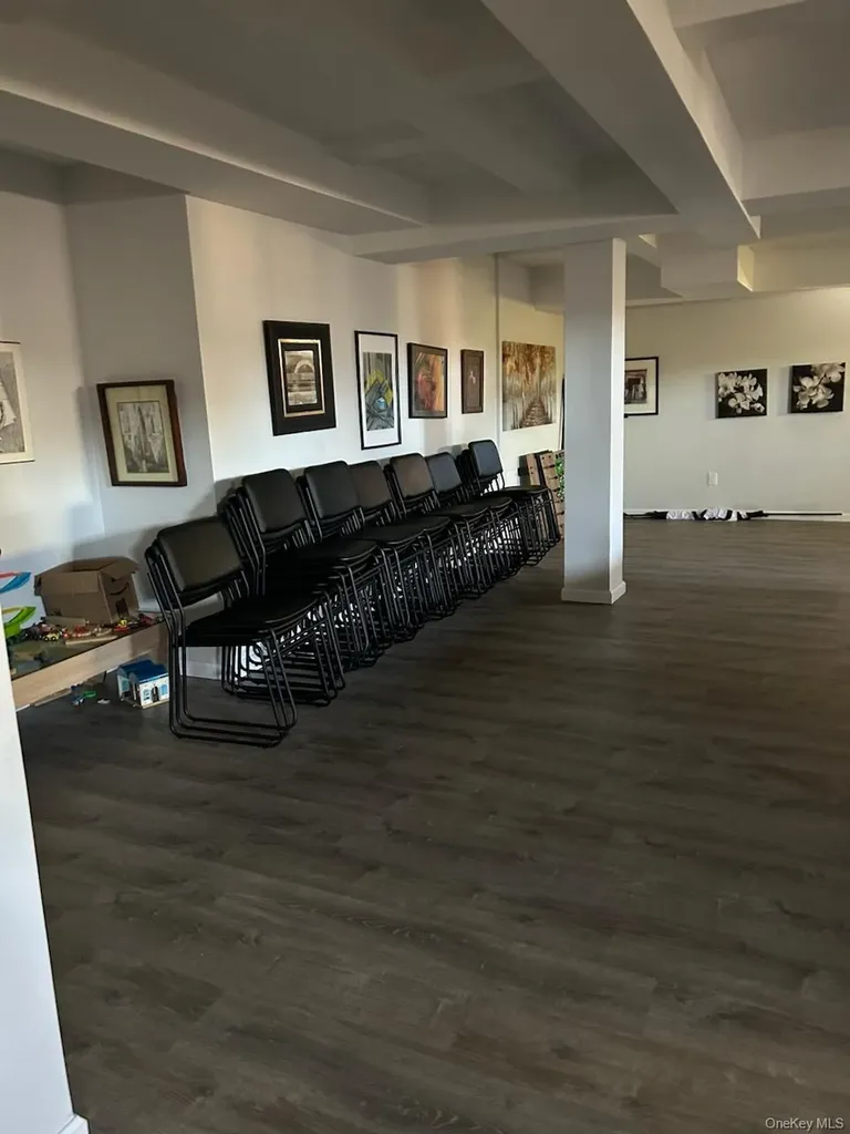 2080 Barnes Avenue Bronx NY 10462
