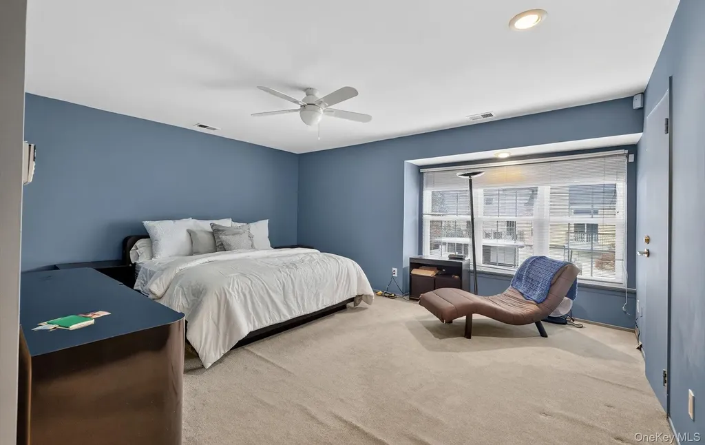 105 Glen Way Syosset NY 11791
