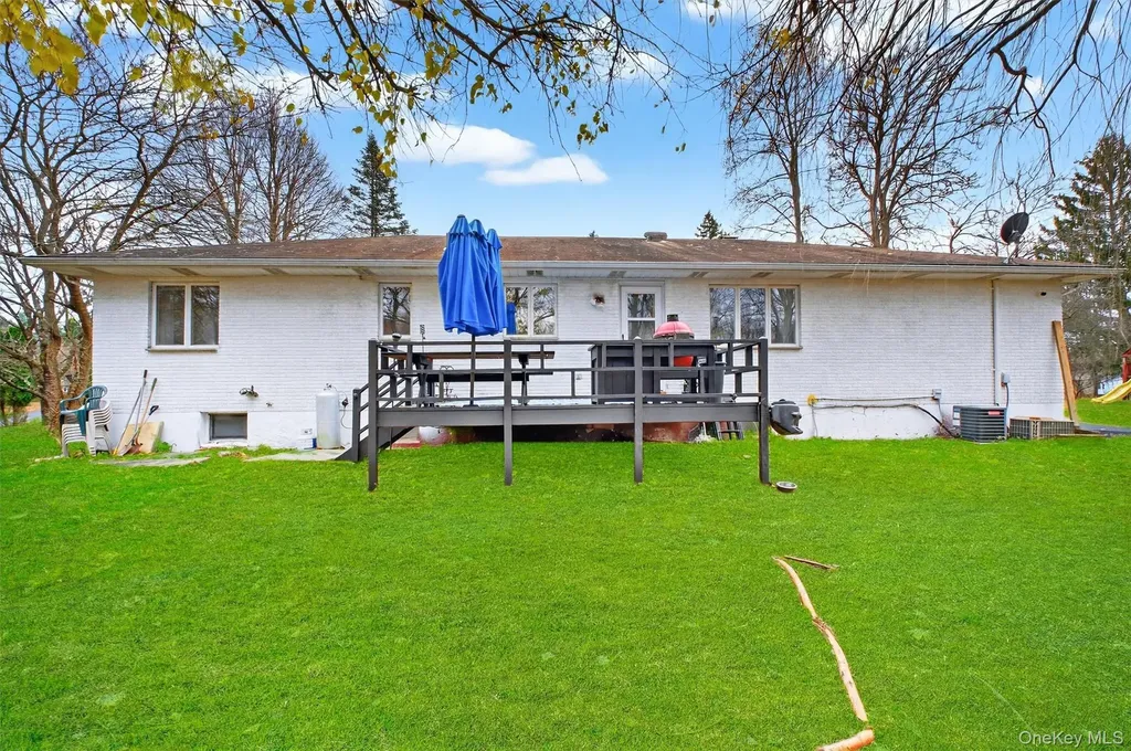 31 Reservoir Road Wallkill NY 12589