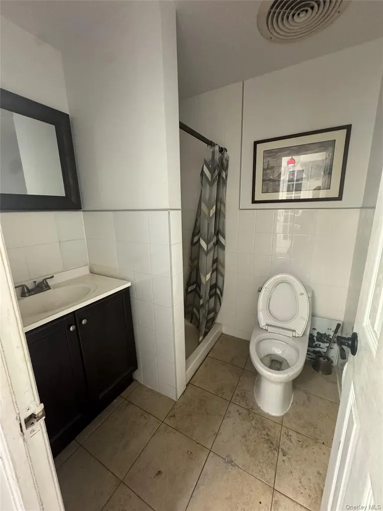 171-65 46th Avenue Flushing NY 11358