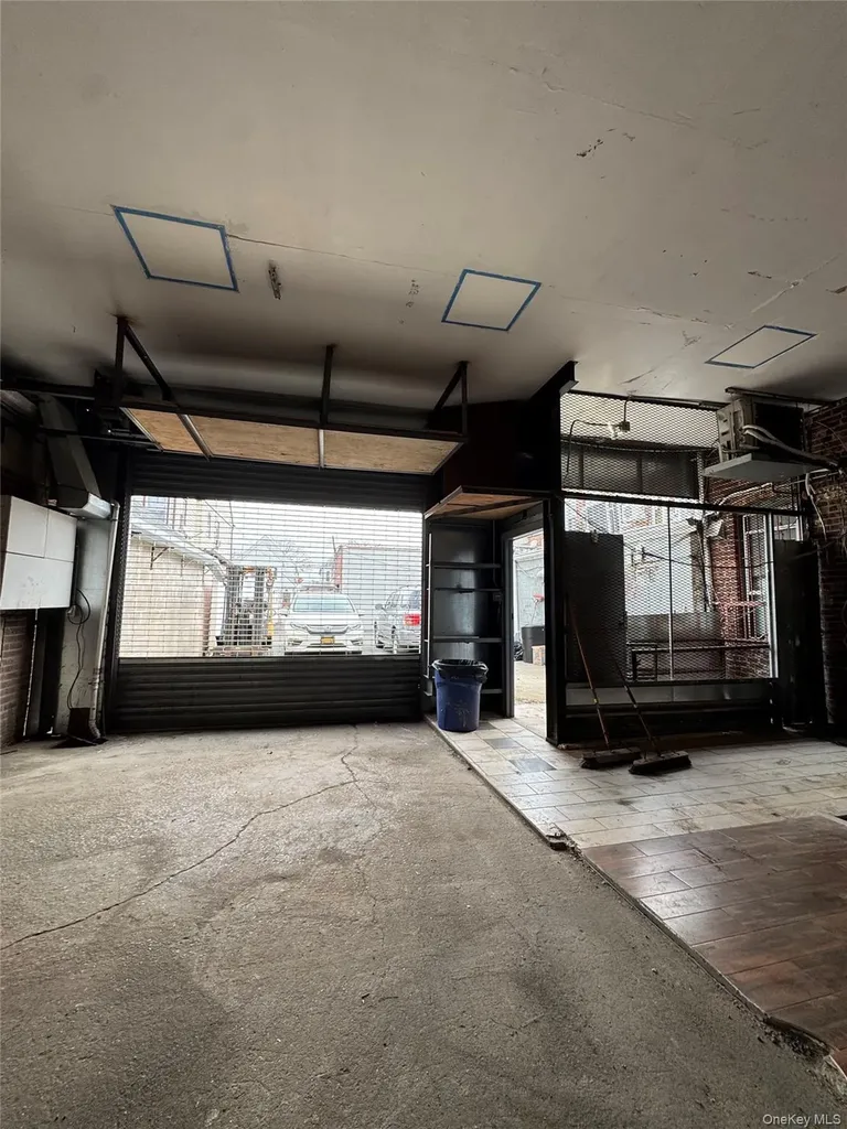 171-65 46th Avenue Flushing NY 11358
