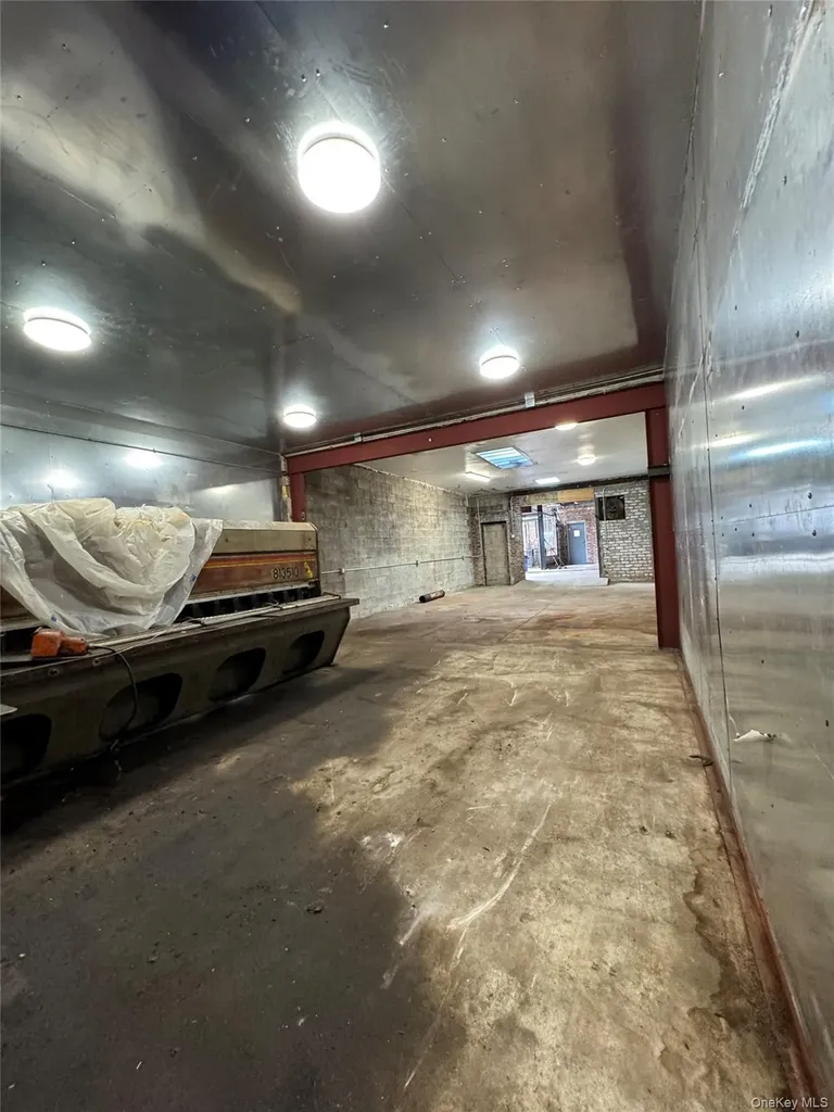 171-65 46th Avenue Flushing NY 11358