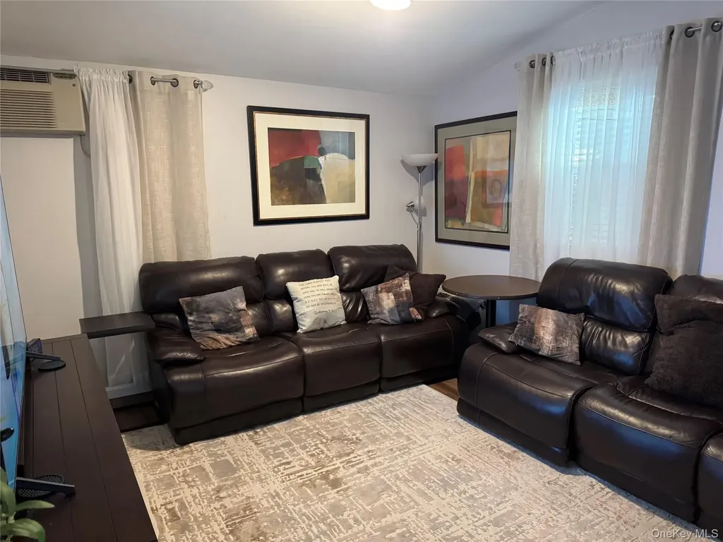 749 E 224th Street Bronx NY 10466