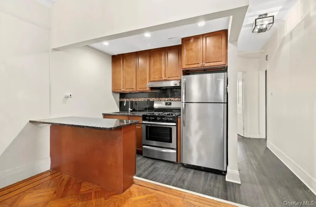 688 Putnam Avenue Brooklyn NY 11221