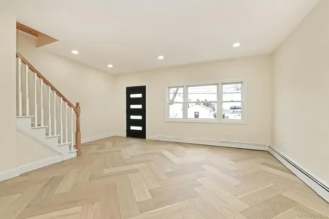 116 Beach Avenue Bellmore NY 11710