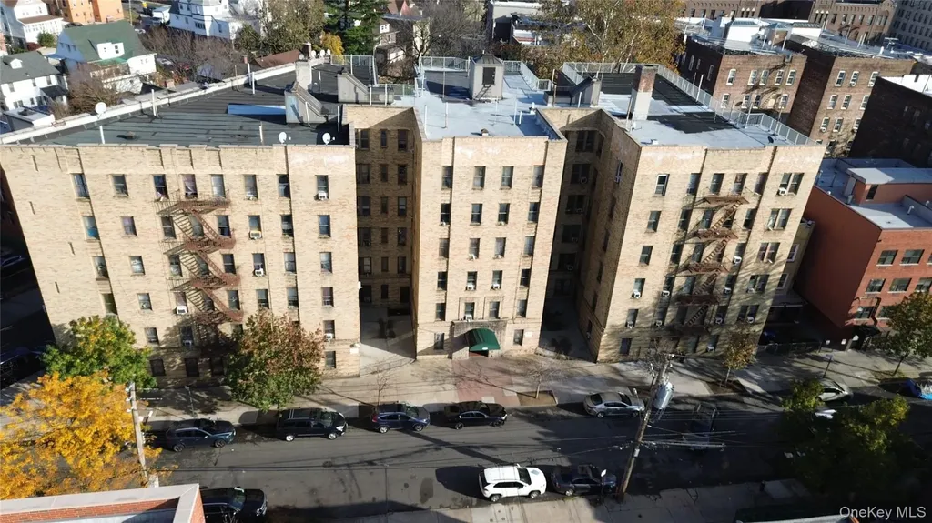 3230 Cruger Avenue Bronx NY 10467