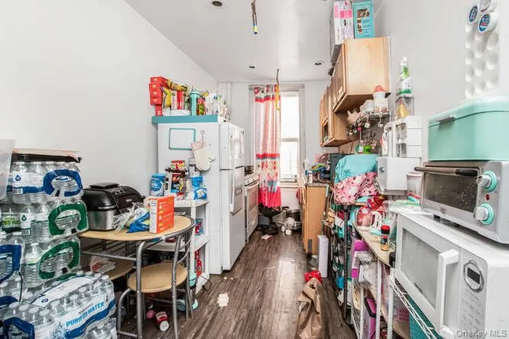 3230 Cruger Avenue Bronx NY 10467