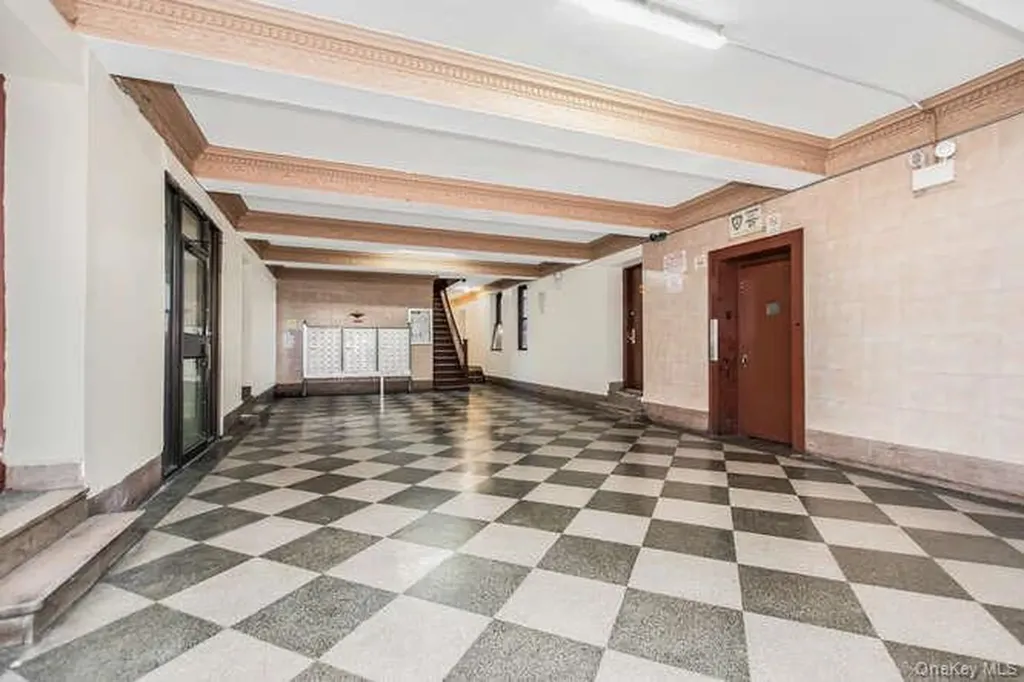 3230 Cruger Avenue Bronx NY 10467