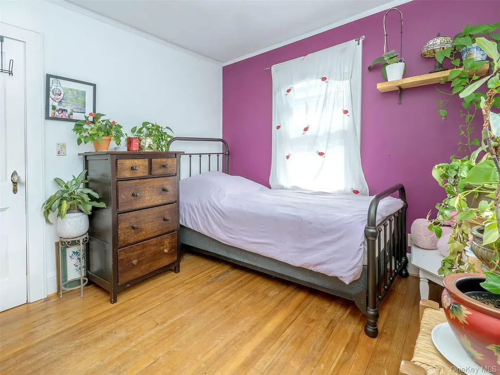 7 Cherry Street Glen Head NY 11545