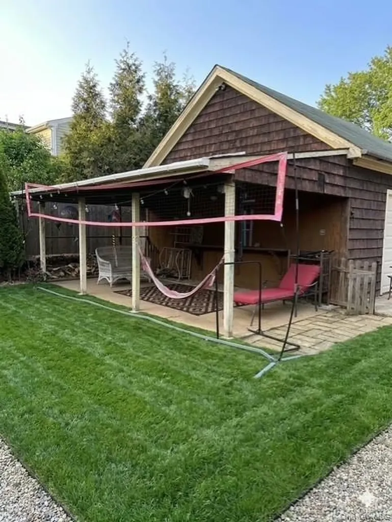 7 Cherry Street Glen Head NY 11545