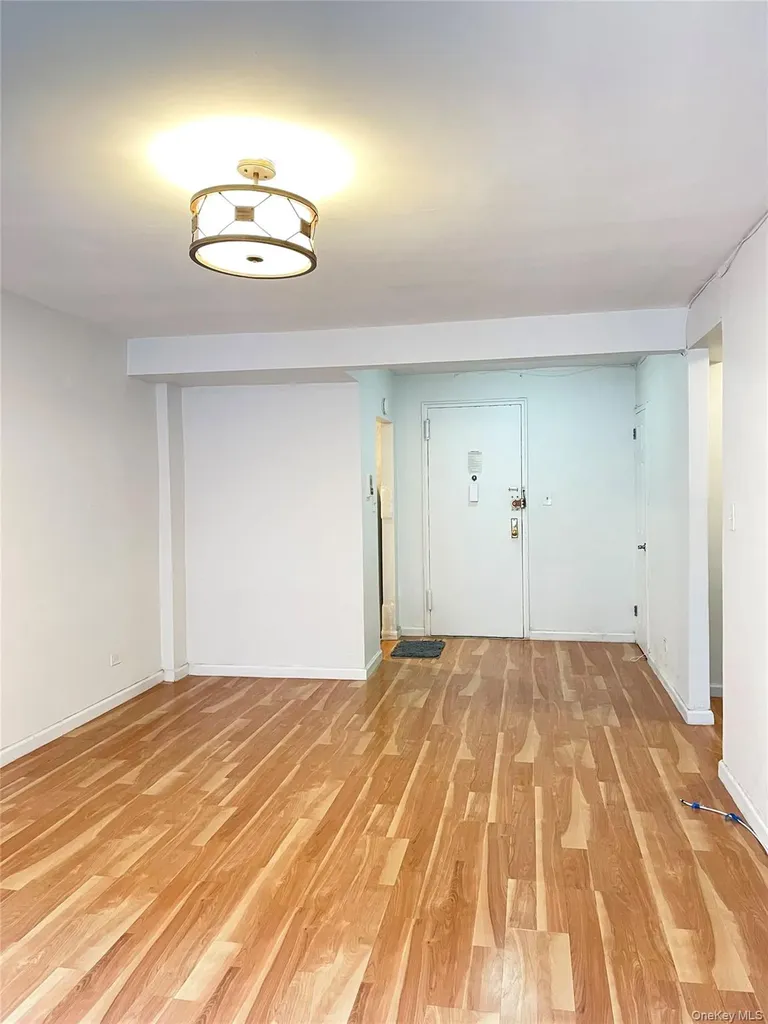 136-04 Cherry Avenue Flushing NY 11355