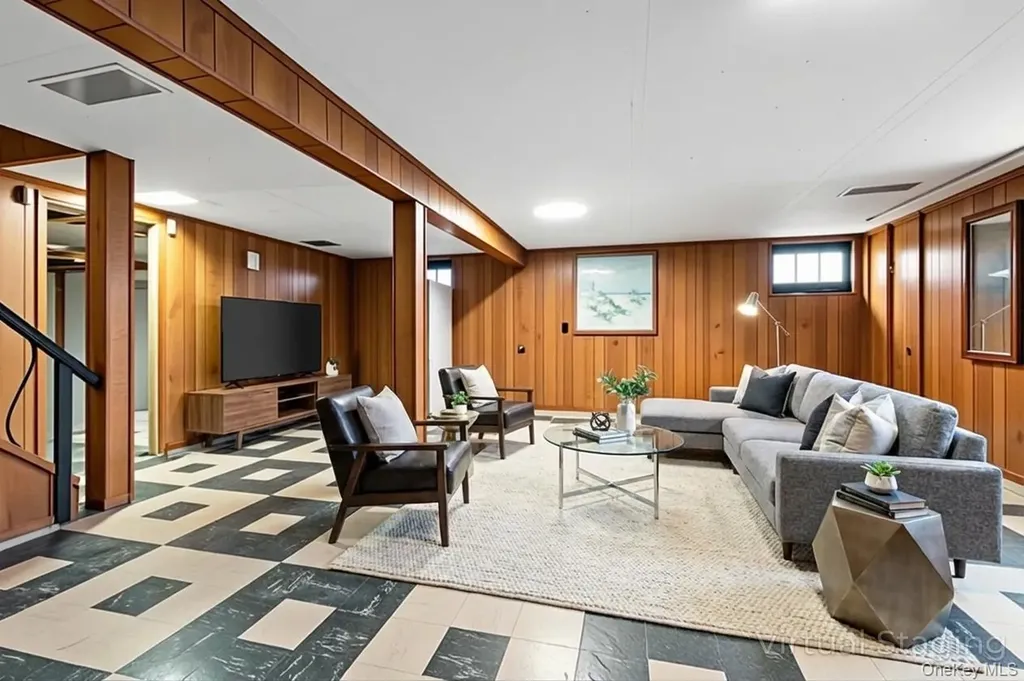 38 Hazelwood Drive Jericho NY 11753