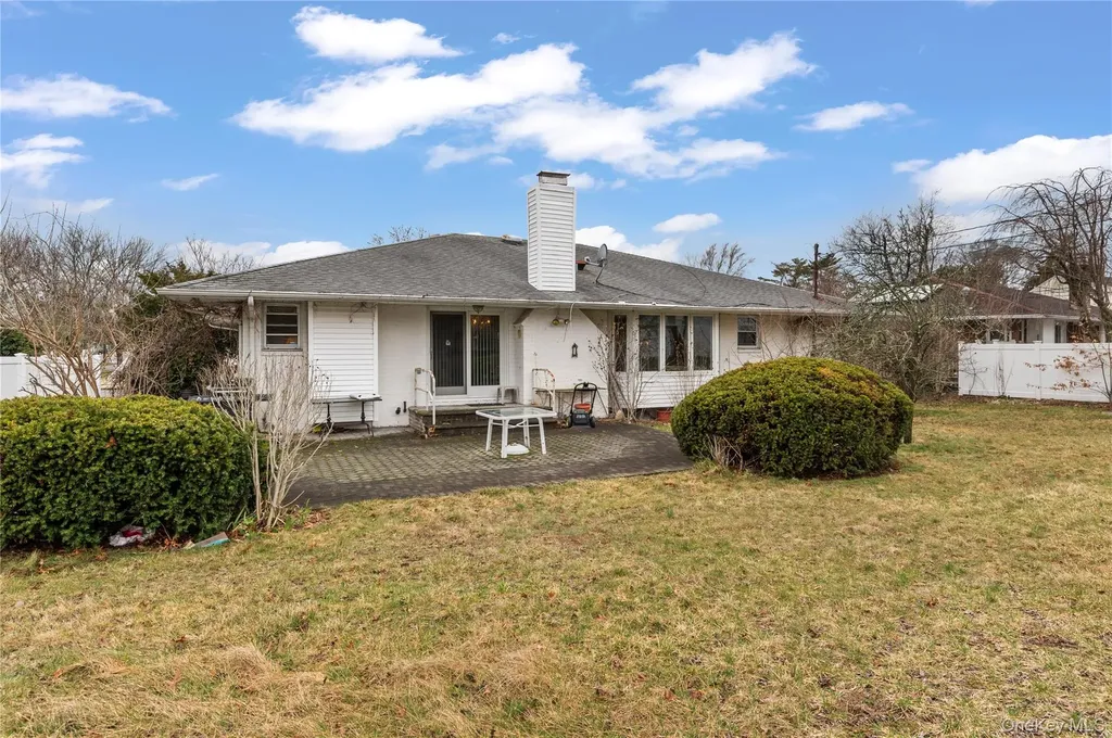 38 Hazelwood Drive Jericho NY 11753