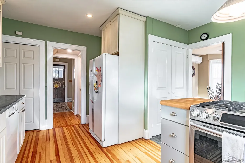195 Hooker Avenue Poughkeepsie NY 12603